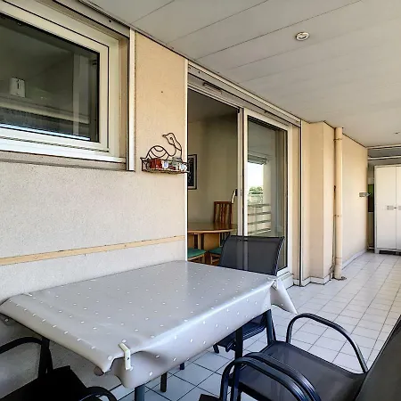Cozy Sea View Air Cond Renovated In 2026 * 戈尔夫瑞昂