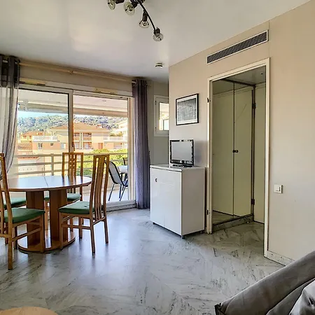 公寓 Cozy Sea View Air Cond Renovated In 2026